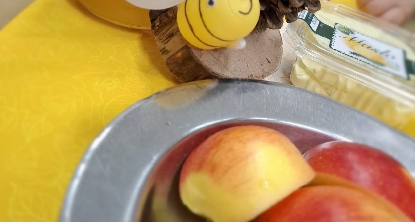 Teden slovenske hrane v vrtcu Hrpelje