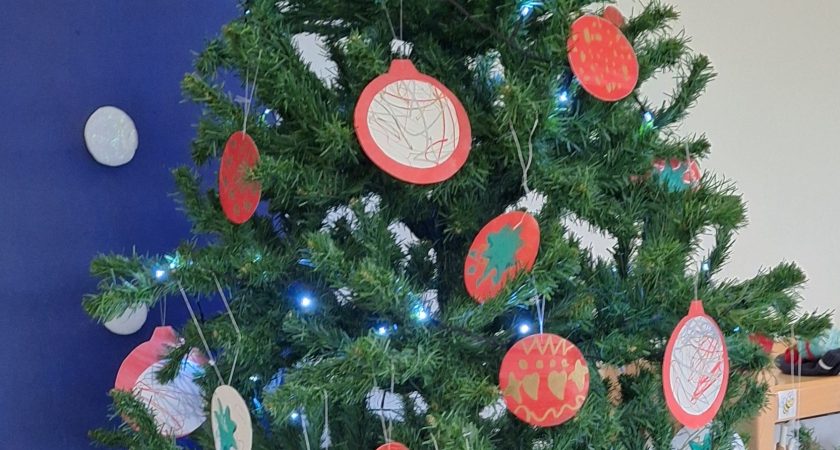 Praznični december v vrtcu Dutovlje