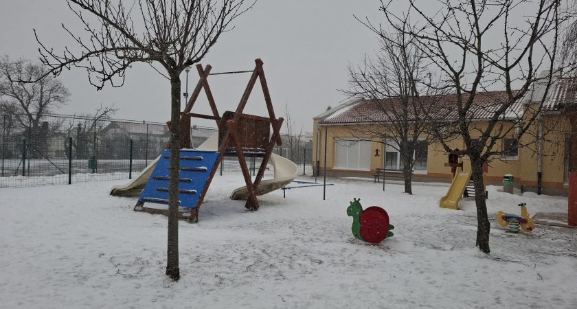 Zimski dnevi, polni raziskovanja in veselja