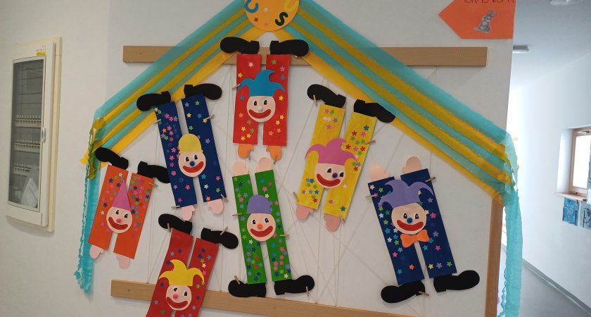 Pust veselih ust pri skupini Zajčki