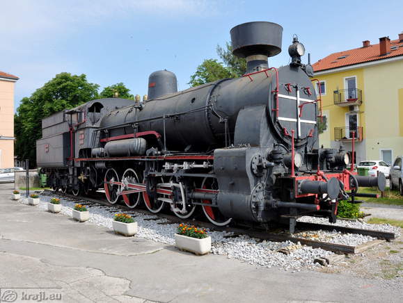 Z vlakom v knjižnico